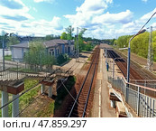 Здание железнодорожного вокзала станции ДРЕЗНА ( 1903  г. ) . Город Дрезна . Московская область . Орехово Зуевский район. Редакционное фото, фотограф stargal / Фотобанк Лори