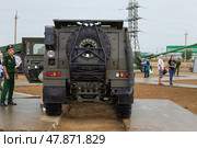 Бронированный автомобиль Рысь, модификация, «Рысь LMV M65» машина управления и разведки. Средняя Ахтуба, Волгоградская область, Россия. (2020 год). Редакционное фото, фотограф Андрей Цыганков / Фотобанк Лори