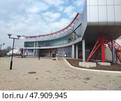 Большой Новосибирский планетарий им. А. Кикиной, Новосибирск, весна 2025. The Great Novosibirsk Planetarium named after A. Kikina, Novosibirsk. 伟大的新西伯利亚天文馆以A.Kikina命名，新西伯利亚. Редакционное фото, фотограф Денис Баданин / Фотобанк Лори