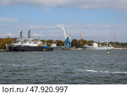 Port of the city of Baltiysk. Kaliningrad region. Russia (2021 год). Редакционное фото, фотограф Elena Odareeva / Фотобанк Лори