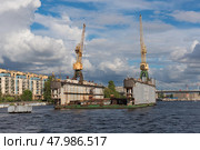 Dock of ALMAZ Shipbuilding Company, St.-Petersburg. (2024 год). Редакционное фото, фотограф Василий Хомчин / Фотобанк Лори