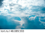 Предгрозовые облака на небе. Природный фон. Стоковое фото, фотограф Оксана / Фотобанк Лори