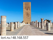 Beautiful square with Hassan tower at Mausoleum of Mohammed V in Rabat, Morocco on sunny day. Стоковое фото, фотограф Евгений Ткачёв / Фотобанк Лори
