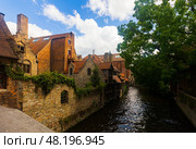 Summer landscape with views of houses and canals in the Brugge. Стоковое фото, фотограф Яков Филимонов / Фотобанк Лори
