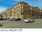 Дом Косиковского - Доходный дом А. М. Тупикова на углу ул. Пестеля и Литейного пр. (2022 год). Редакционное фото, фотограф Владимир Шипикин / Фотобанк Лори