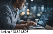 Financial analyst working late on laptop, analyzing charts and graphs. Стоковое AI-видео, аниматор Юрий Поздников / Фотобанк Лори