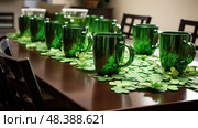 photo green beer mug ai generated. Стоковое AI-изображение, AI-художник Vectorwin / Фотобанк Лори