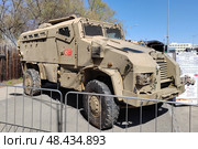 Выставка трофейной военной техники в парке ЦПКиО им. В. В. Маяковского, Екатеринбург. Бронеавтомобиль «KIRPI». Производитель Турция. Редакционное фото, фотограф Vladislav_v / Фотобанк Лори