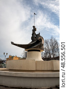 Sculpture Onego (Birth of Petrozavodsk) in Petrozavodsk (2013 год). Редакционное фото, фотограф Юлия Бабкина / Фотобанк Лори