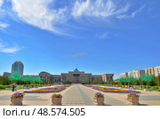 Water Green Boulevard in Astana. symbol of Kazakhstan (2011 год). Редакционное фото, фотограф Александр Карпенко / Фотобанк Лори