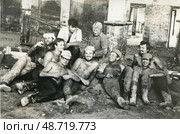 Мужчины на стройке, перекур, СССР. Стоковое фото, фотограф Retro / Фотобанк Лори