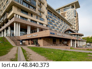 Фасад ЖК «Новоясеневский». Москва. Редакционное фото, фотограф Игорь Рожков / Фотобанк Лори