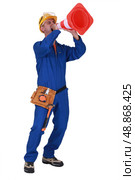 Worker signaling. Стоковое фото, агентство Ingram Publishing / Фотобанк Лори
