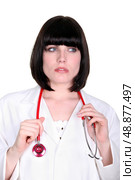 Pensive doctor. Стоковое фото, агентство Ingram Publishing / Фотобанк Лори
