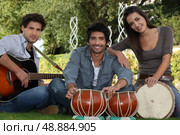Musical trio. Стоковое фото, агентство Ingram Publishing / Фотобанк Лори
