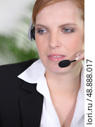 Receptionist with head-set. Стоковое фото, агентство Ingram Publishing / Фотобанк Лори