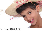 Portrait of child wearing a hat. Стоковое фото, агентство Ingram Publishing / Фотобанк Лори