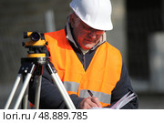 surveyor working. Стоковое фото, агентство Ingram Publishing / Фотобанк Лори