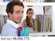 students in library. Стоковое фото, агентство Ingram Publishing / Фотобанк Лори