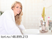 Morning Feminine Hygiene. Стоковое фото, агентство Ingram Publishing / Фотобанк Лори