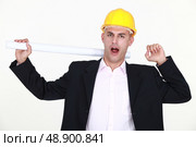 Architect yawning. Стоковое фото, агентство Ingram Publishing / Фотобанк Лори
