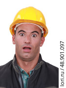 An astonished tradesman. Стоковое фото, агентство Ingram Publishing / Фотобанк Лори