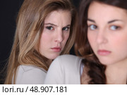 Sisters. Стоковое фото, агентство Ingram Publishing / Фотобанк Лори