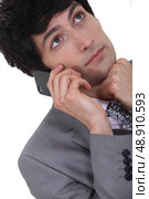 Young man daydreaming. Стоковое фото, агентство Ingram Publishing / Фотобанк Лори