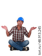 Confused builder. Стоковое фото, агентство Ingram Publishing / Фотобанк Лори