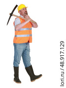 Contemplative labourer holding a pickaxe. Стоковое фото, агентство Ingram Publishing / Фотобанк Лори