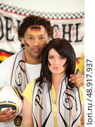 Two Germans supporting their team. Стоковое фото, агентство Ingram Publishing / Фотобанк Лори