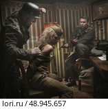 Art photo of interrogation of the polsih female soldier. Стоковое фото, агентство Ingram Publishing / Фотобанк Лори