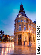 Ayuntamiento de Cartagena sunset city hall at Murcia Spain. Стоковое фото, агентство Ingram Publishing / Фотобанк Лори