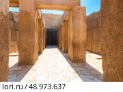 Old rectangular columns of the Egyptian Sphinx Temple on the Giza Plateau. Cairo (2023 год). Стоковое фото, фотограф Константин Лабунский / Фотобанк Лори