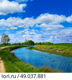 Canal de Castilla Channel by Saint James Way in Castilla Leon of Spain. Стоковое фото, агентство Ingram Publishing / Фотобанк Лори