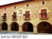 The way of Saint James arcade in Cirauqui at Pamplona Navarra Spain. Стоковое фото, агентство Ingram Publishing / Фотобанк Лори