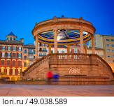 Pamplona Navarra in Spain plaza del Castillo square downtown. Стоковое фото, агентство Ingram Publishing / Фотобанк Лори