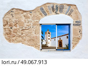 Fuerteventura white window photomount at Canary Islands of Spain. Стоковое фото, агентство Ingram Publishing / Фотобанк Лори