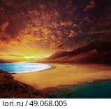 Cofete Fuerteventura Barlovento beach at Canary Islands of Spain. Стоковое фото, агентство Ingram Publishing / Фотобанк Лори