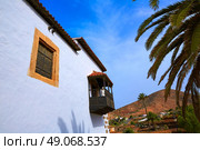 Betancuria village Fuerteventura at Canary Islands of Spain. Стоковое фото, агентство Ingram Publishing / Фотобанк Лори