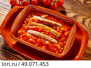 Tapas pisto con tomate ratatouille and sausage from Spain. Стоковое фото, агентство Ingram Publishing / Фотобанк Лори