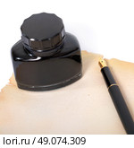fountain pen on decorative paper with ragged edges. Стоковое фото, агентство Ingram Publishing / Фотобанк Лори