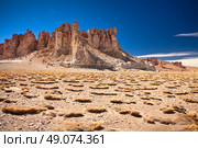 Rock cathedrals in Salar de Tara, Chile. Стоковое фото, агентство Ingram Publishing / Фотобанк Лори