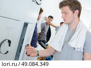young men in the locker room. Стоковое фото, агентство Ingram Publishing / Фотобанк Лори