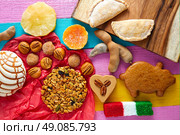 Mexican sweets and pastries cajeta tamarindo coconut flag Palanqueta puerquito. Стоковое фото, агентство Ingram Publishing / Фотобанк Лори