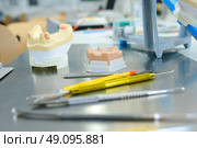 Dental apparatus. Стоковое фото, агентство Ingram Publishing / Фотобанк Лори