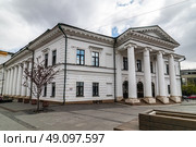 Дом культуры им. Я.М. Свердлова в Нижнем Новгороде. Здание расположено по адресу улица Большая Покровская, 18. Редакционное фото, фотограф Константин Григорьев / Фотобанк Лори