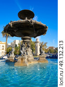 Alameda Albereda fountain of 1878 in Valencia of Spain. Стоковое фото, агентство Ingram Publishing / Фотобанк Лори