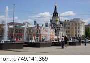 Вид на храм Утоли мои печали с проспекта Столыпина. Саратов. Редакционное фото, фотограф Евгений Будюкин / Фотобанк Лори