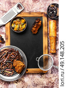 herbs and root. Стоковое фото, агентство Ingram Publishing / Фотобанк Лори